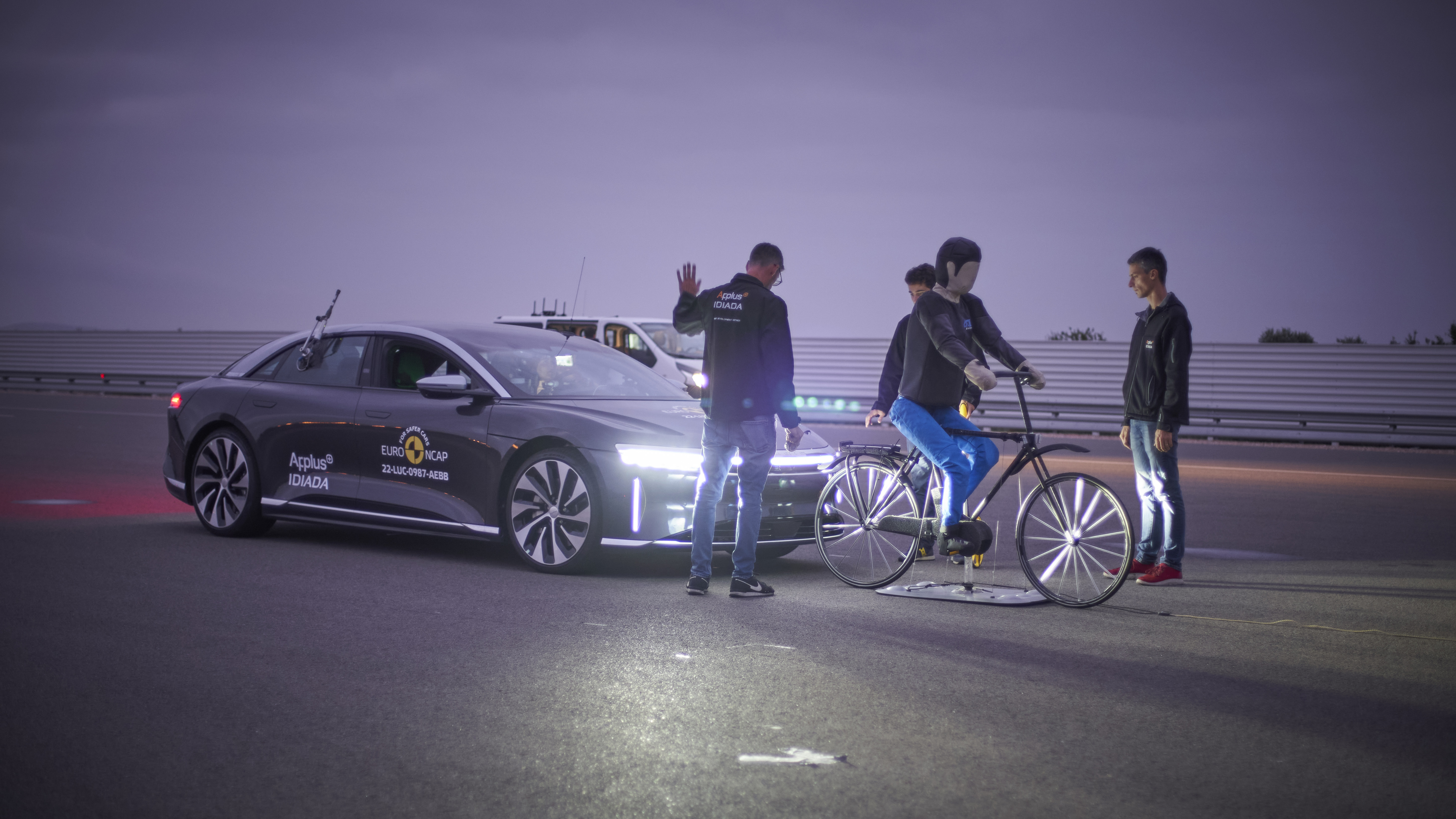 Read more about the article Applus+ IDIADA Srebrnym Partnerem Konferencji AV-Poland 2025
